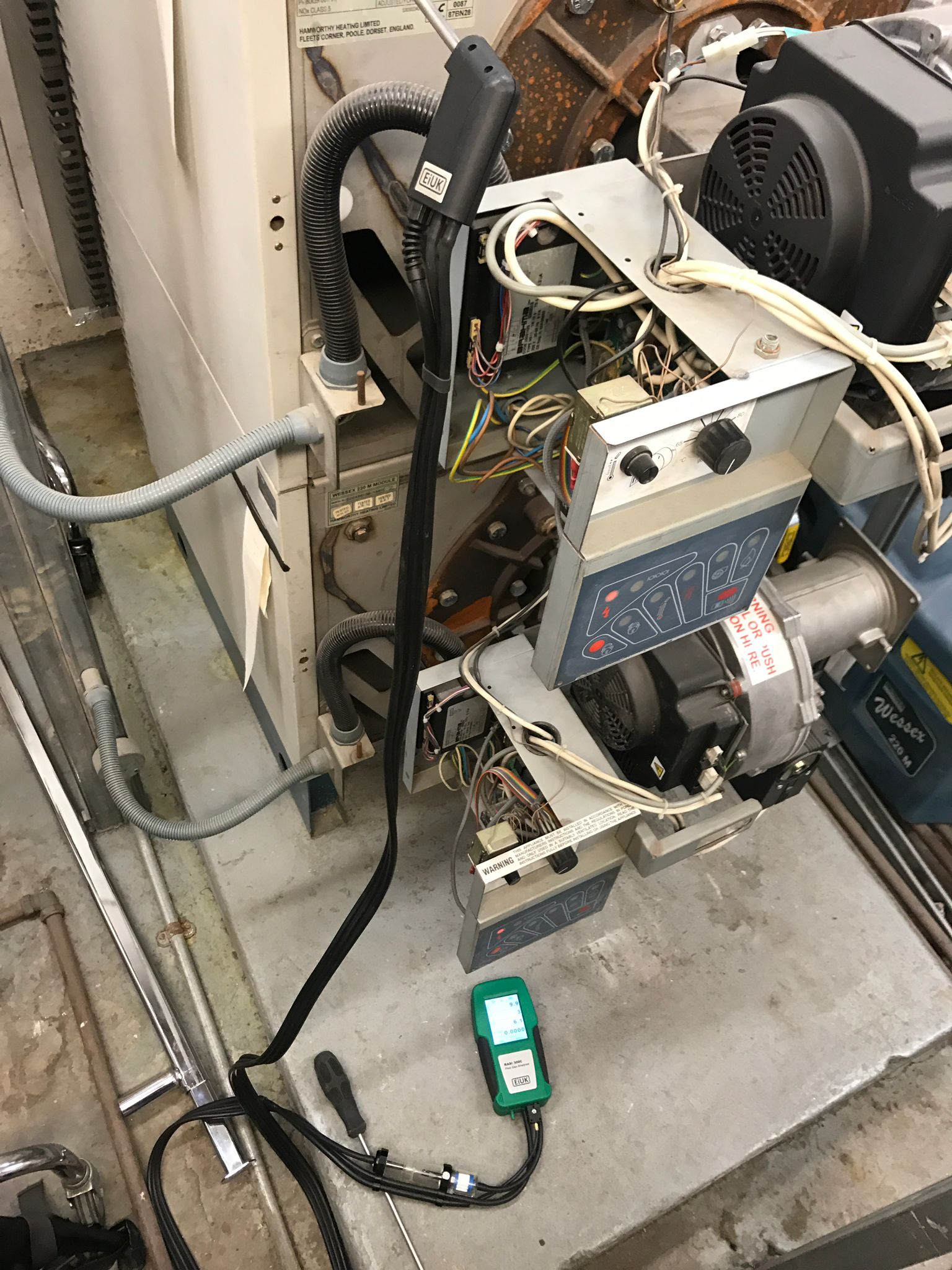 gas safe registered engineer near me Highbury, N5